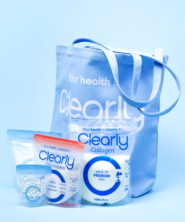 Clearly Bag made of transparent material, featuring a minimalist design with sturdy handles and a spacious interior for everyday use.